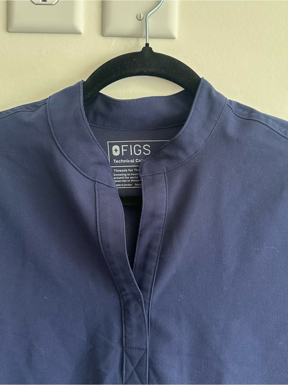 Figs Rafaela Oversize Scrub Top - Picture 7 of 8
